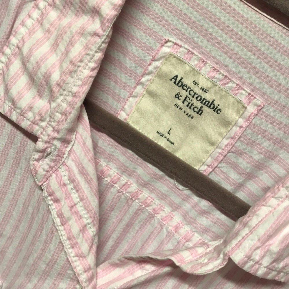 Abercrombie & Fitch Button-down